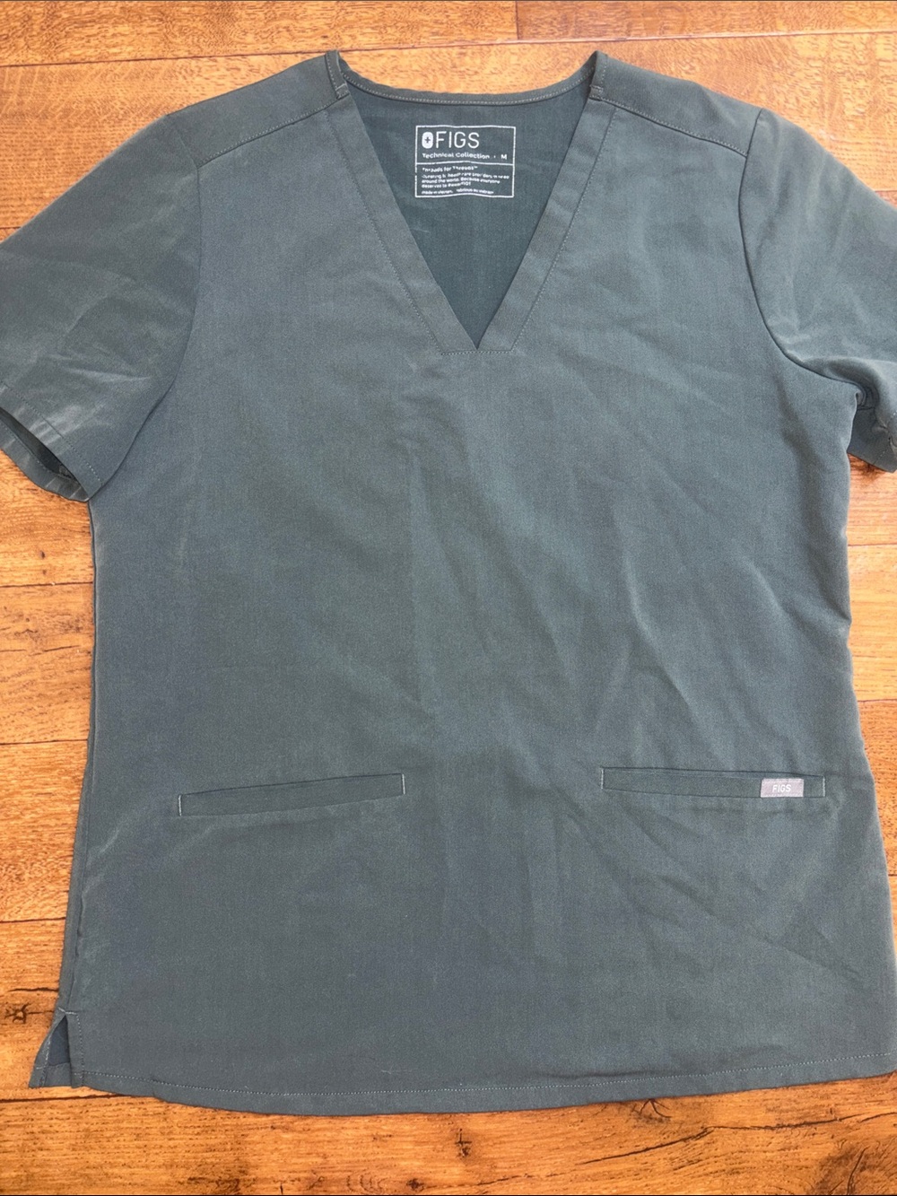 FIGS Womens Bonsai Casma Scrub Top Size M Medium PO2491